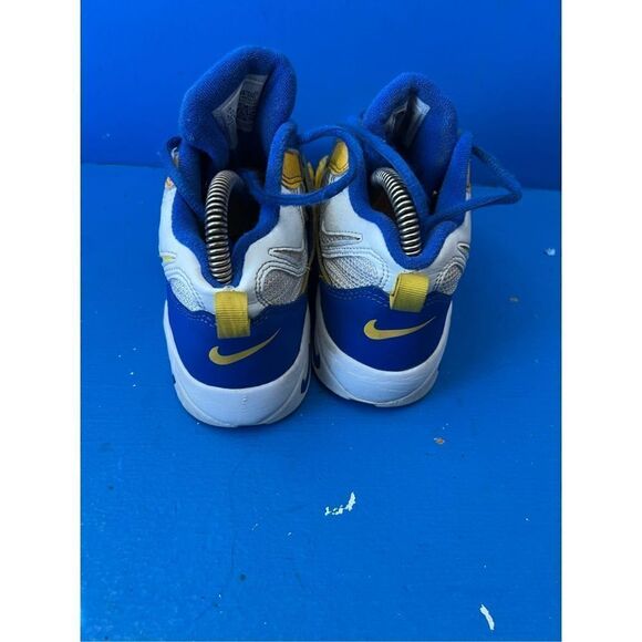 nike air speed turf  DZ4448-100 size 4.5Y - Picture 4 of 6